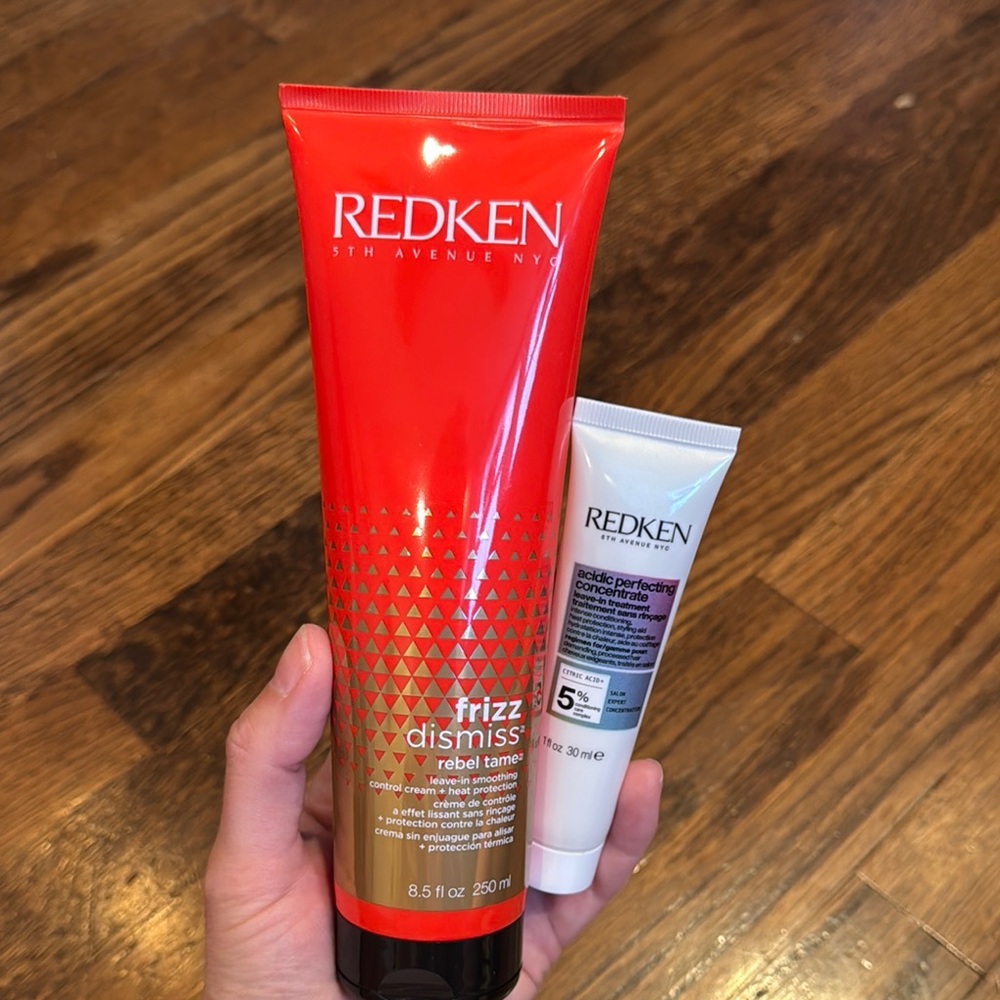 Redken Hair Care Frizz Control and Leave-in Acidic Perfecting Concentrate